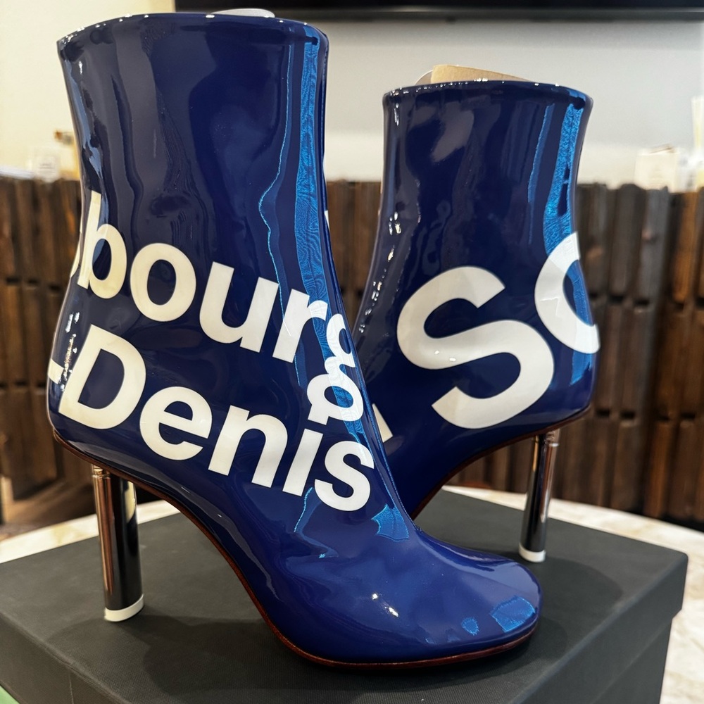 VETEMENTS
St.Denis Metro Station Lighter-Heel Zip-up Boots